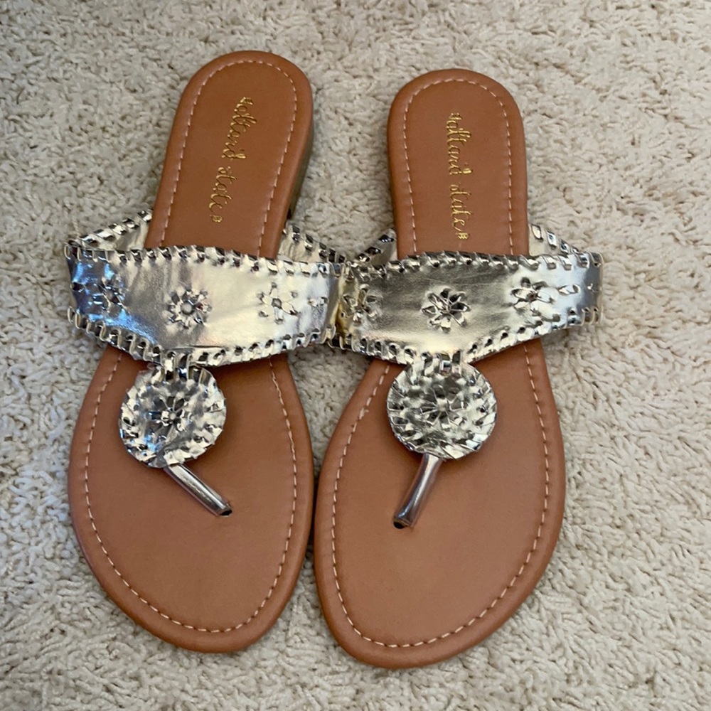 Never been worn sandals, similar to jack Rogers